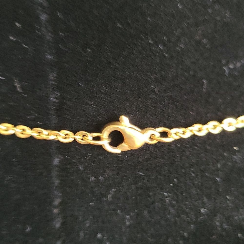 Dramatic Gold Pendant Necklace. Statement jewelry, Fashion jewelry. - Picture 4 of 5